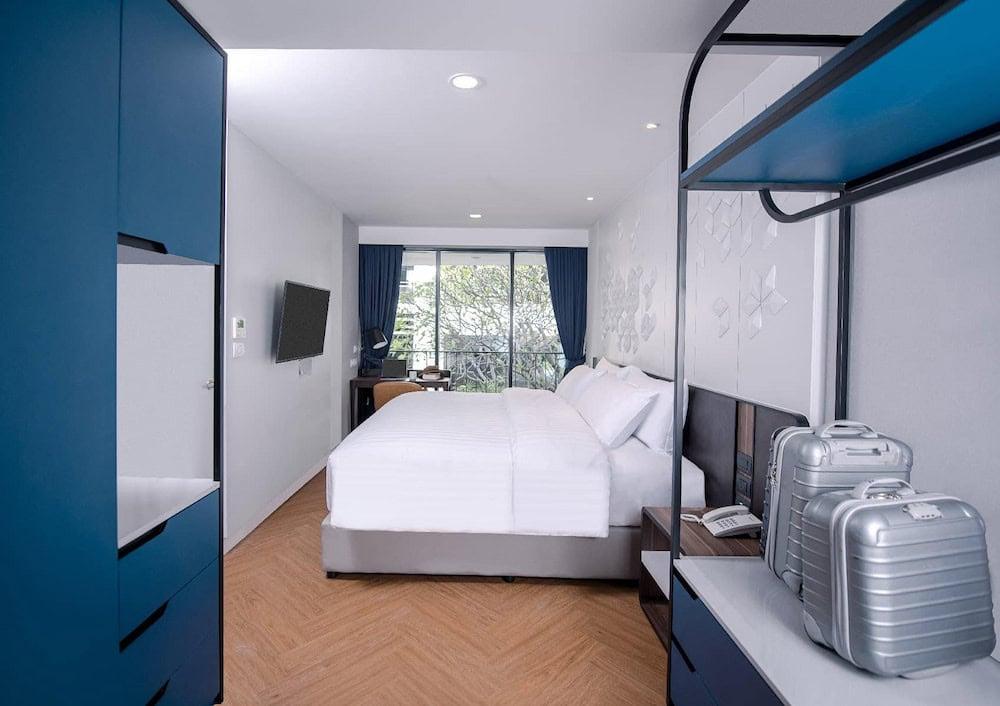 A modern suite in a hotel